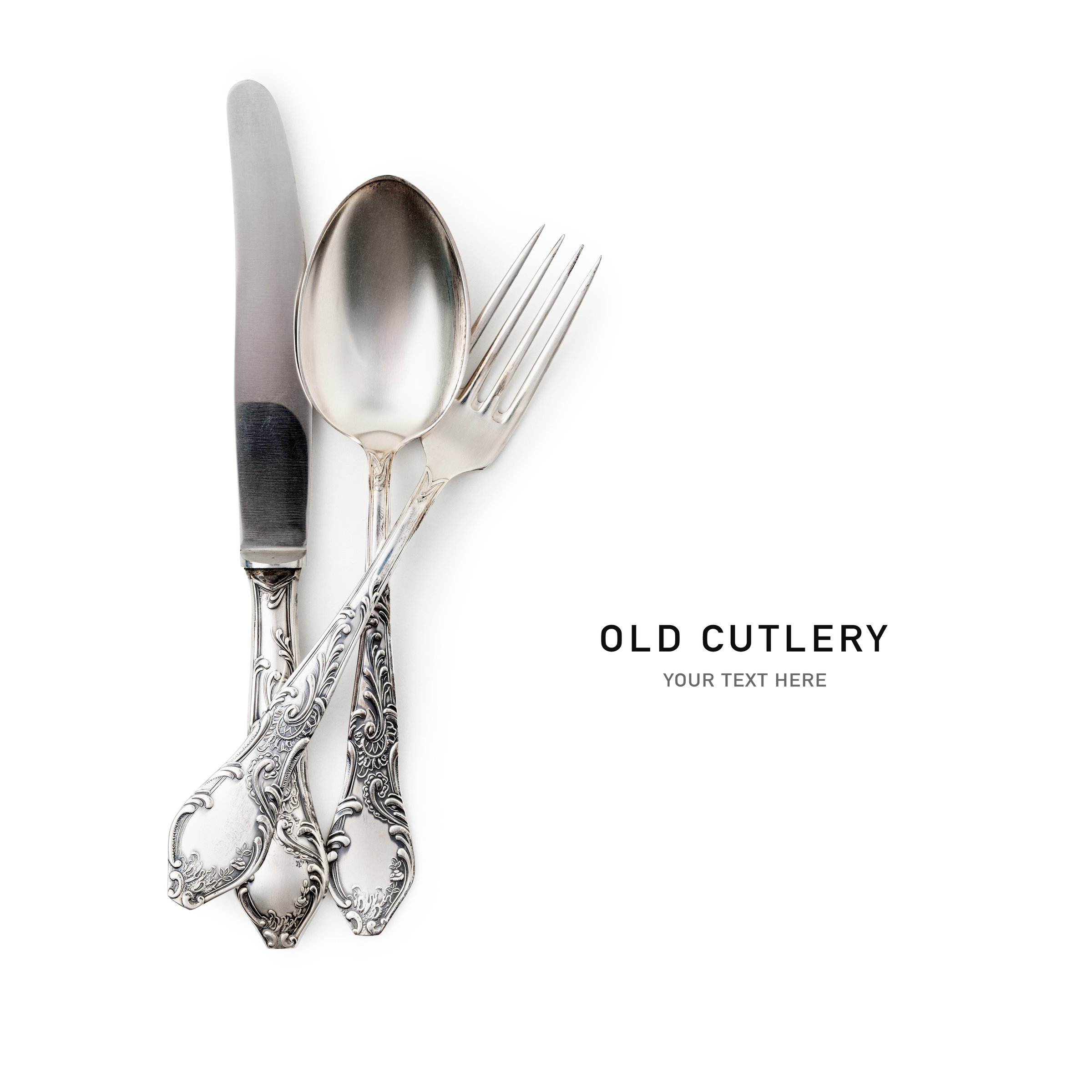 Cubiertos de plata antiguos elegantes