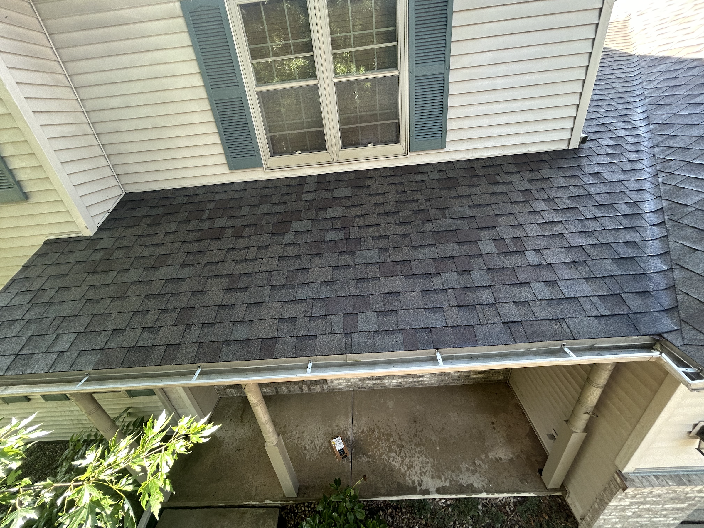 Roof after cleaning showing clean surface
