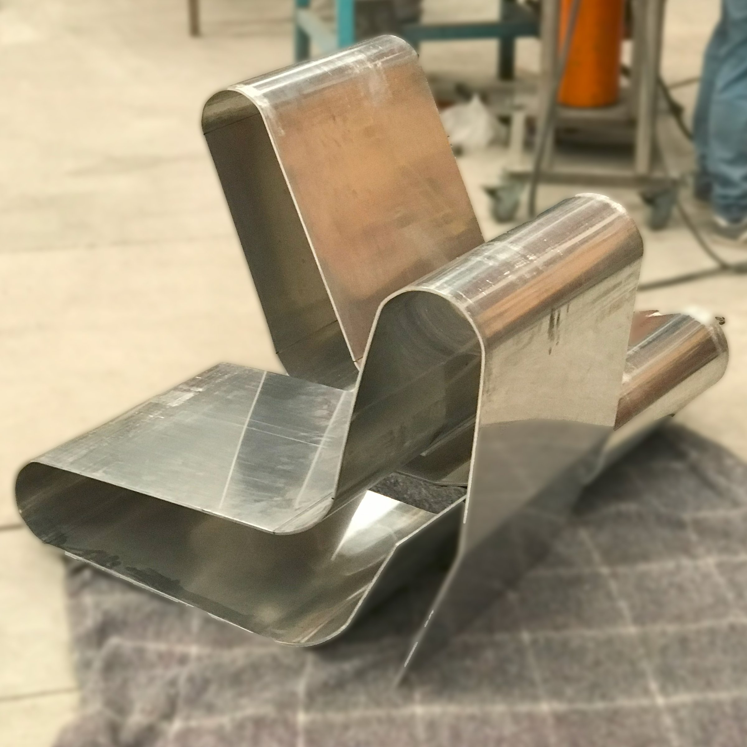 Trabajos de doblado y rolado de metales