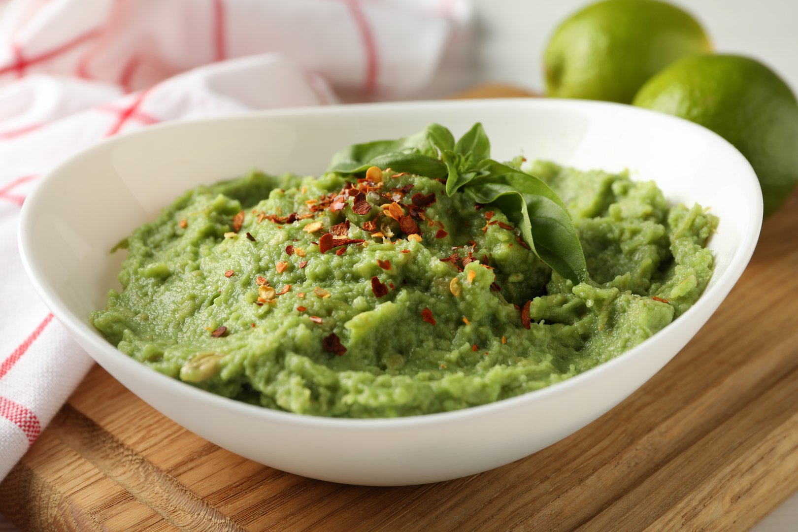 Spaghetti Squash with Avocado Sauce