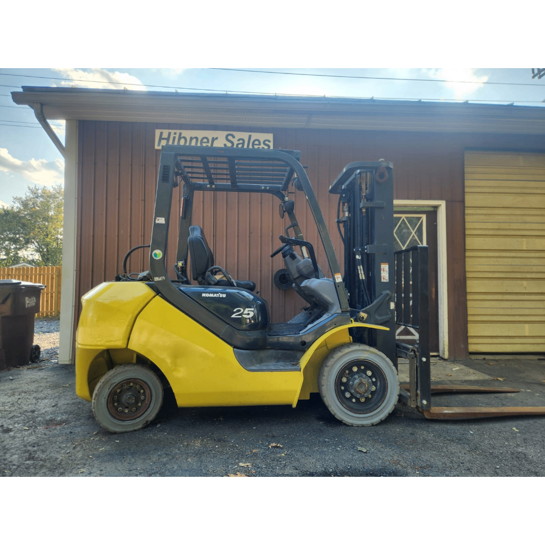 Crown forklift for material handling