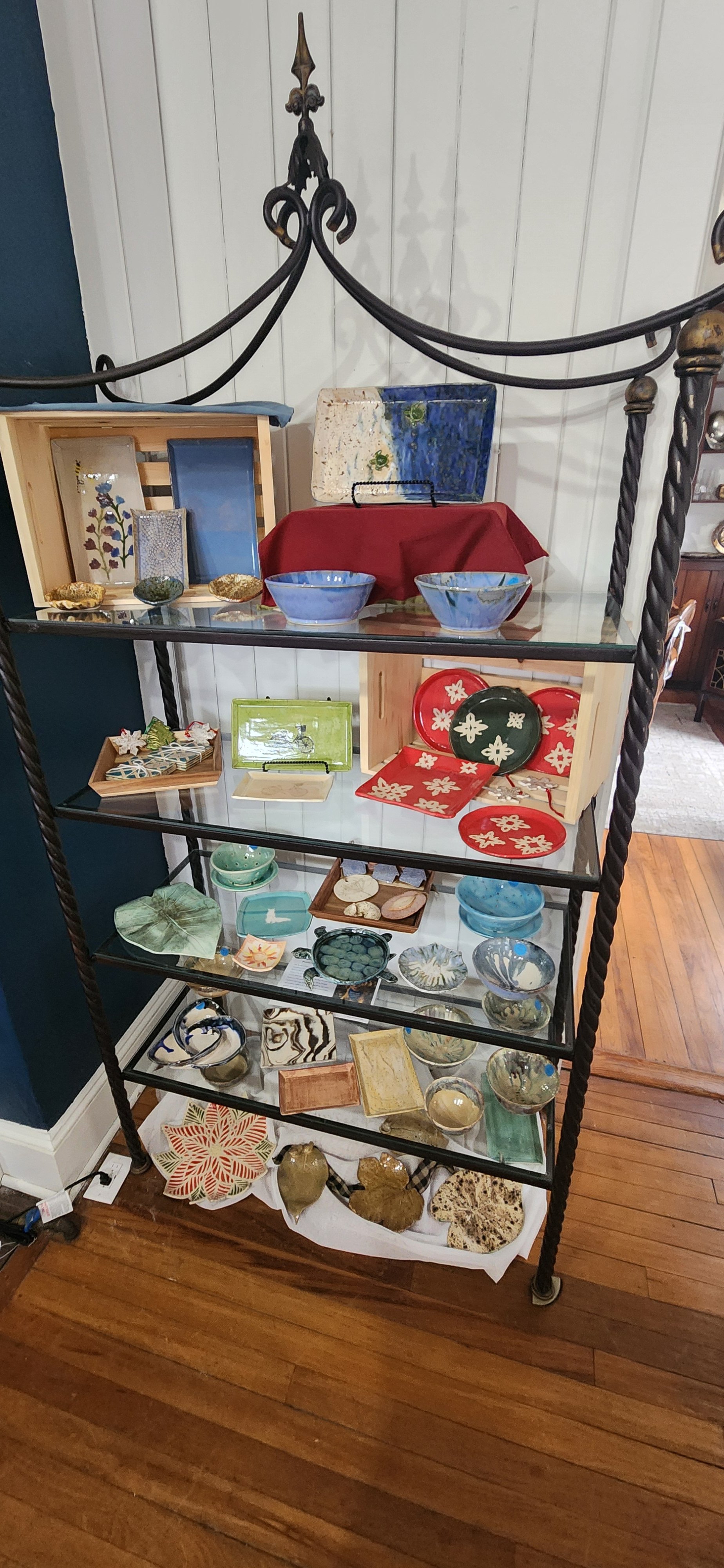 Pottery by Betsy - Handcrafted ceramics