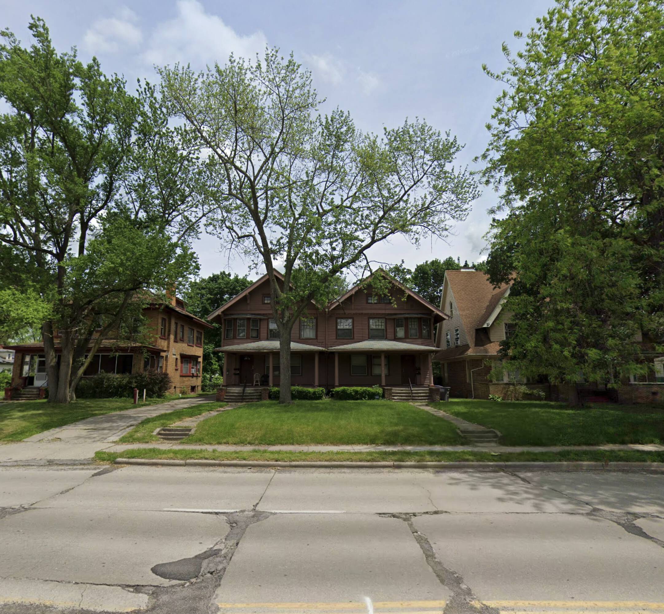 3238 Collingwood Blvd, Toledo OH 43610