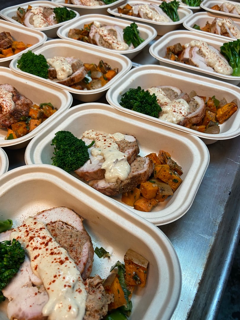 Ember Custom Foods weekly meal package