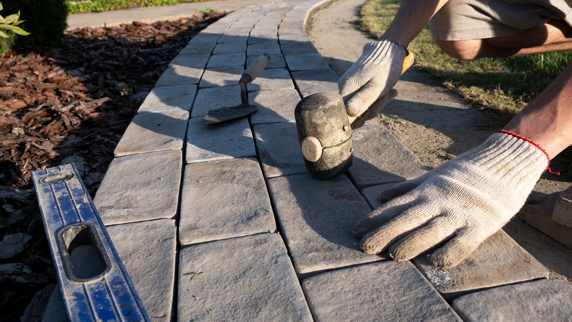 Laying paving stones