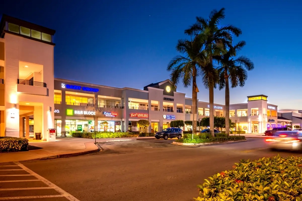 Sky Lake Mall near Third Moorings Condominium