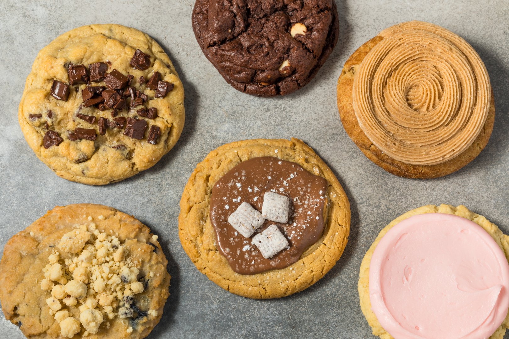 Thick Gourmet Crumble Cookies with Chocolate and Cinnamon Ready to Eat