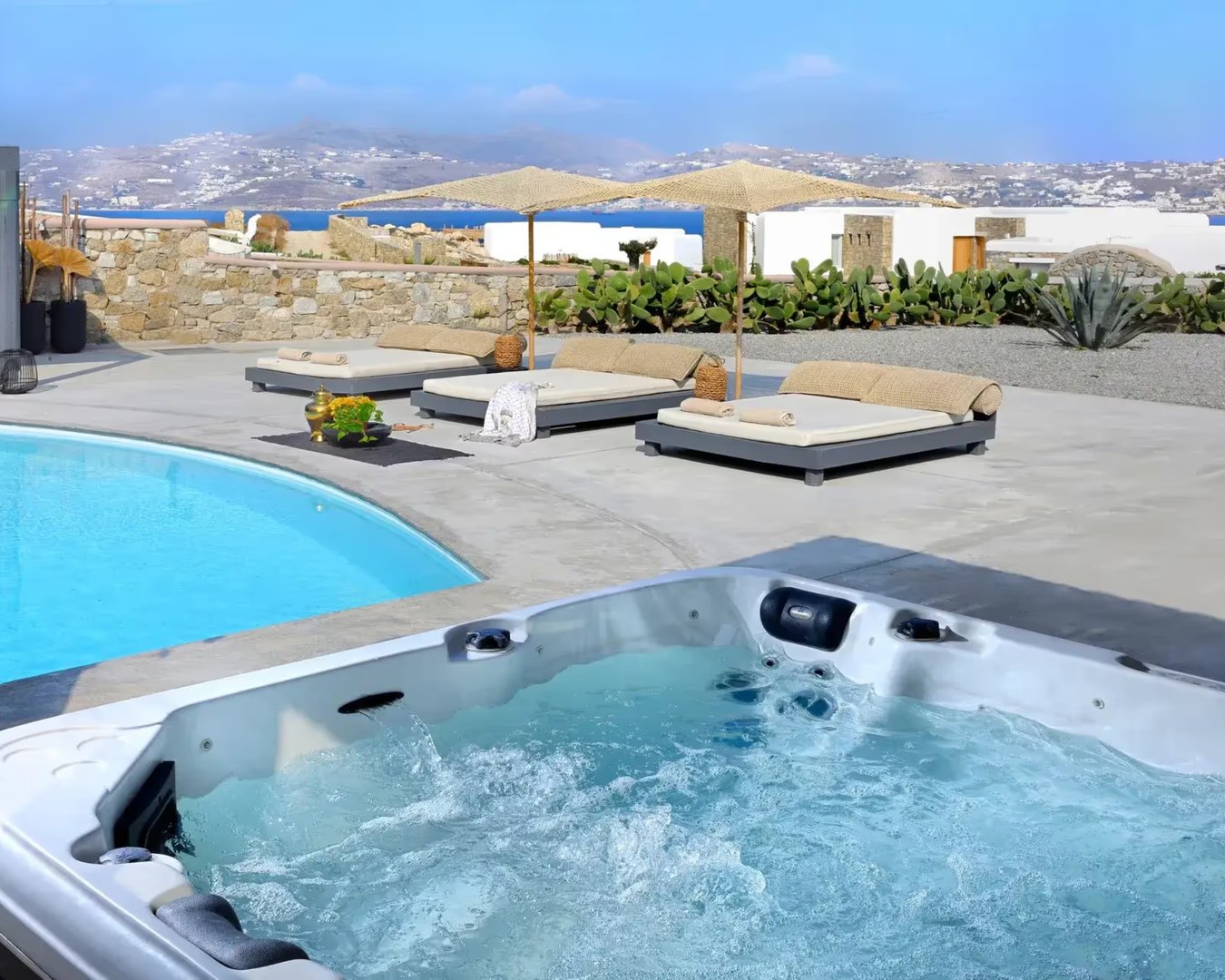 Villa Toula II pool and exterior view