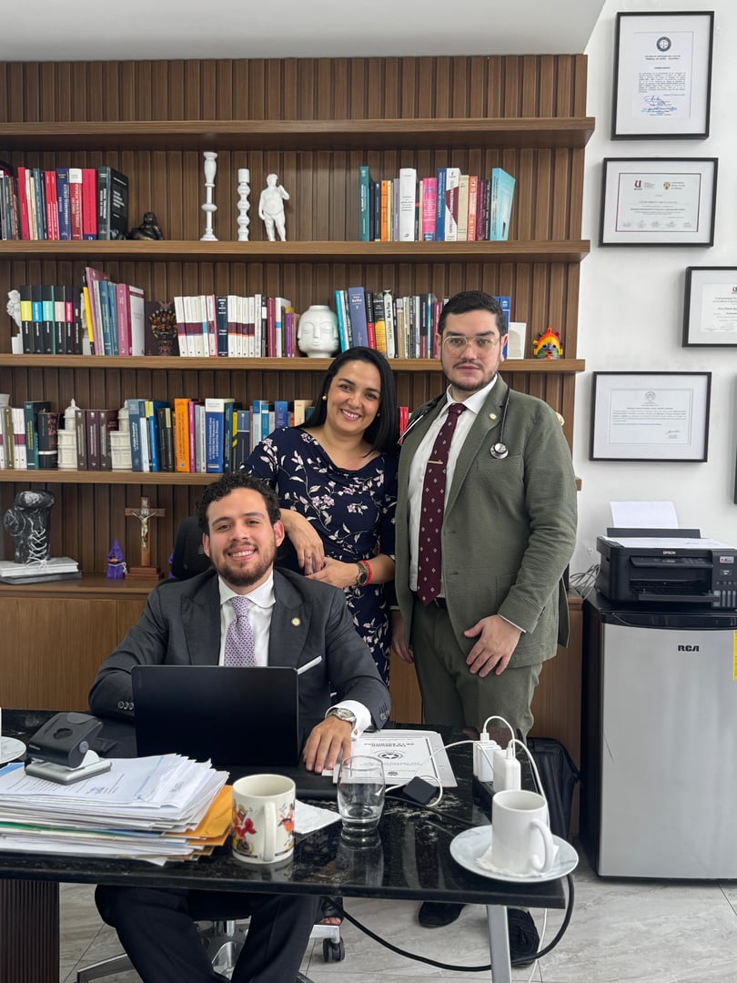 Francisco Borja - Abogado Constitucional