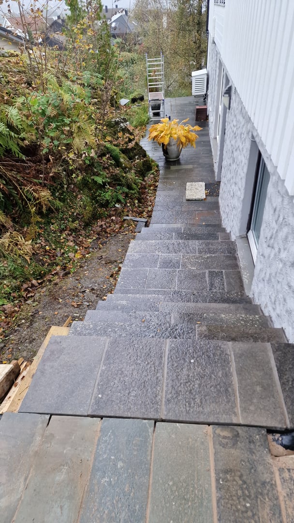 Omrani Stone steinarbeid