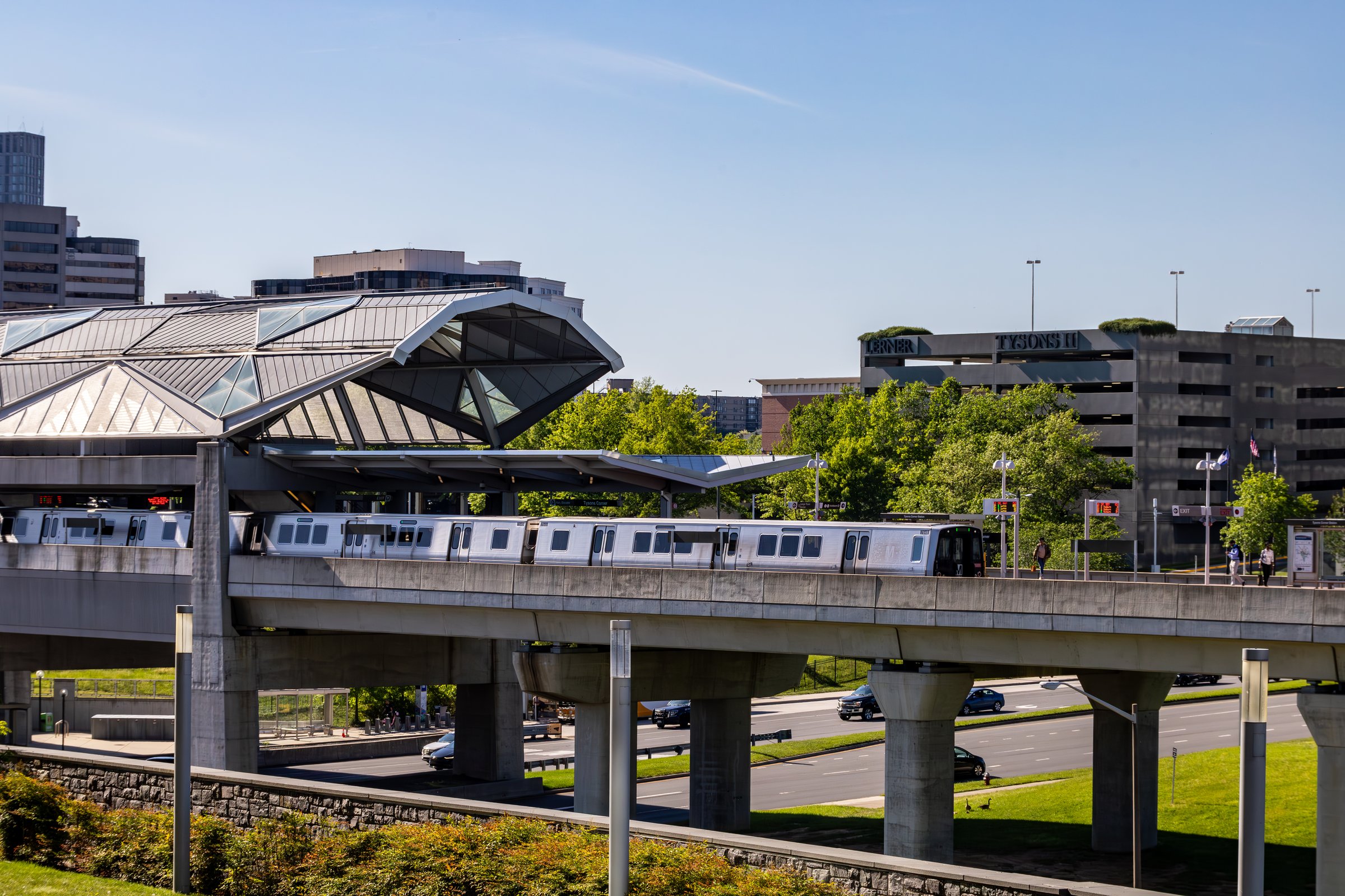 Metro Villa de Cortés - Estación metro línea 2