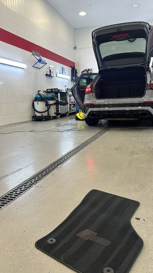 Complete auto transformatie