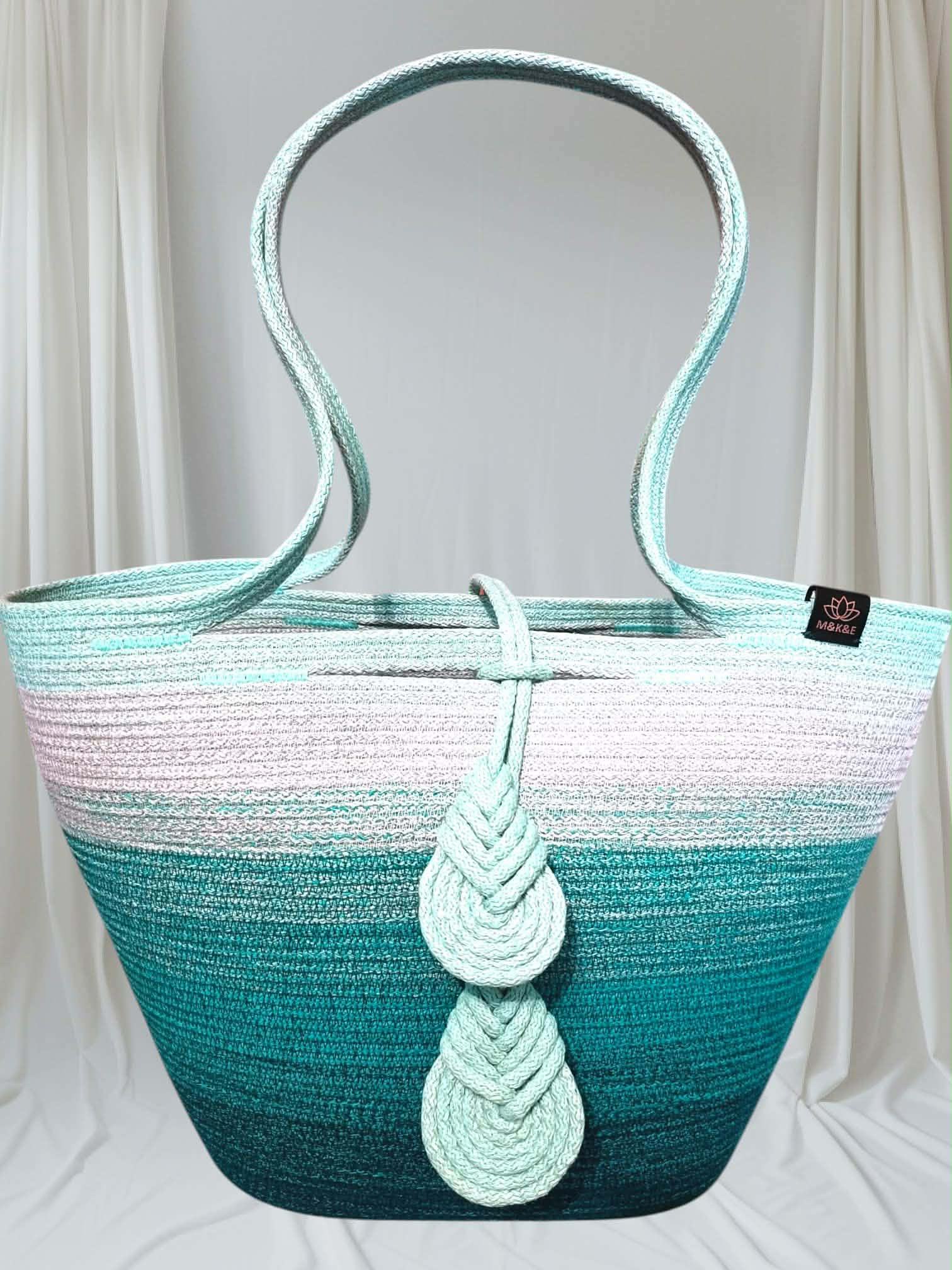 Ręcznie szyte wyroby ze sznurka