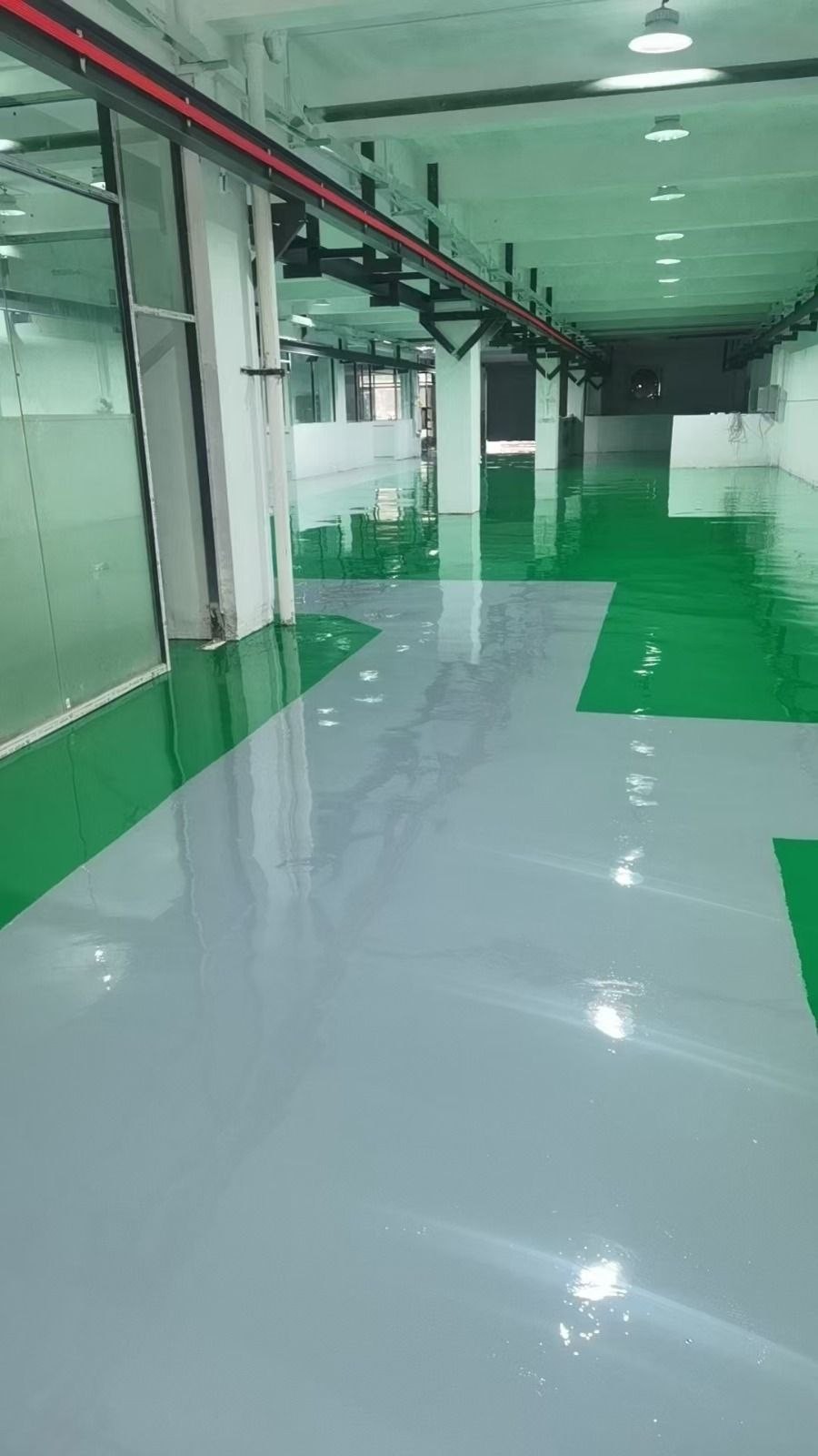 Pardoseală epoxy profesională