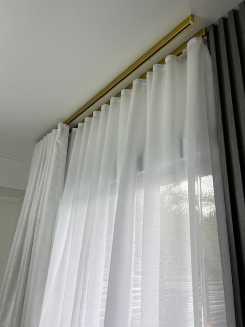 Instalación profesional de cortinas y persianas