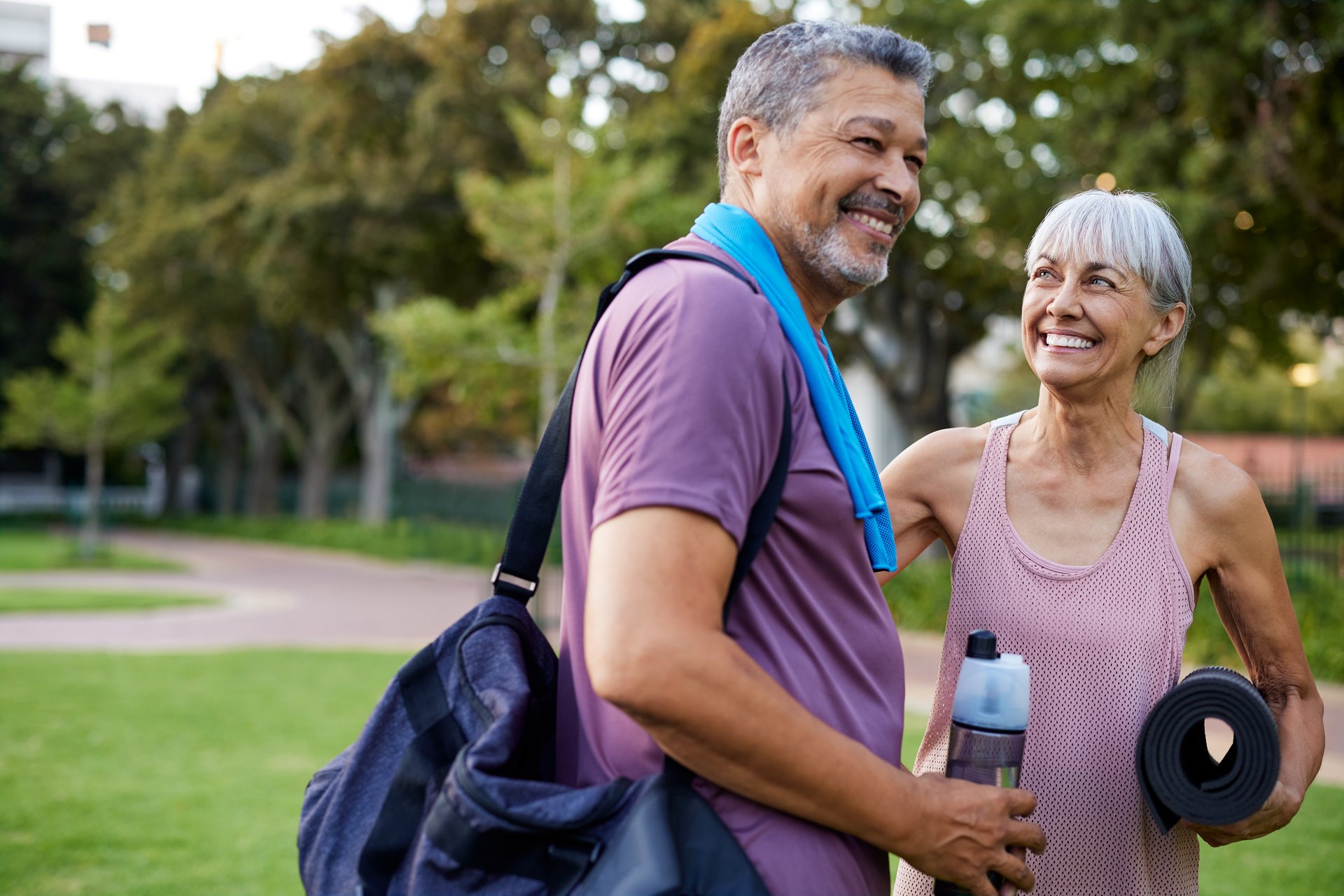 sugarfree.space mature California couple enjoying active lifestyle with healthy family-friendly holiday meals approach