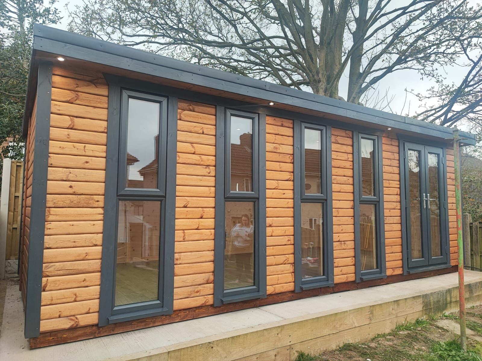 Insulated garden room