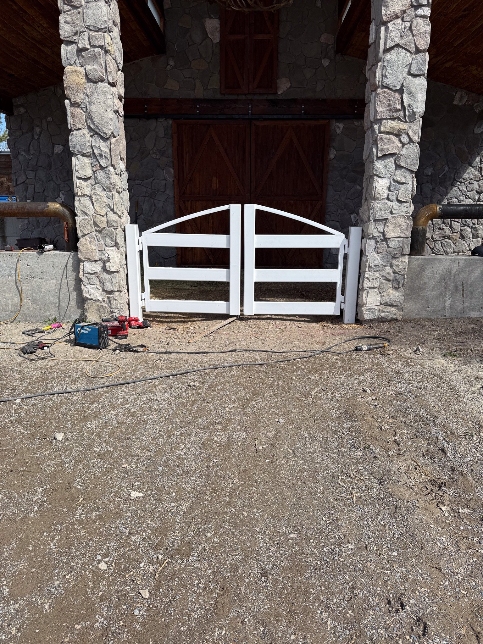 Metal security gate