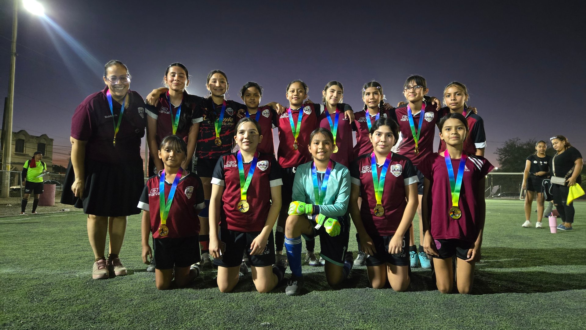 Equipo femenil Liga Universitaria - foto oficial del torneo