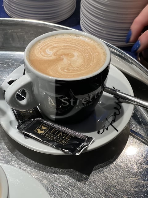 Jutarnja kava u TIME baru