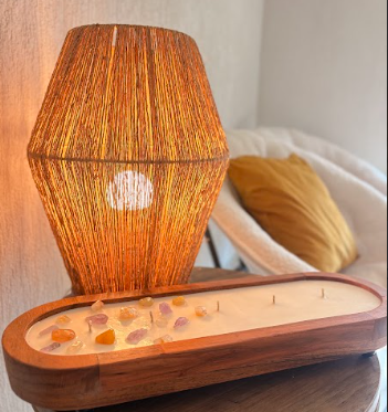 Velas aromáticas en recipiente