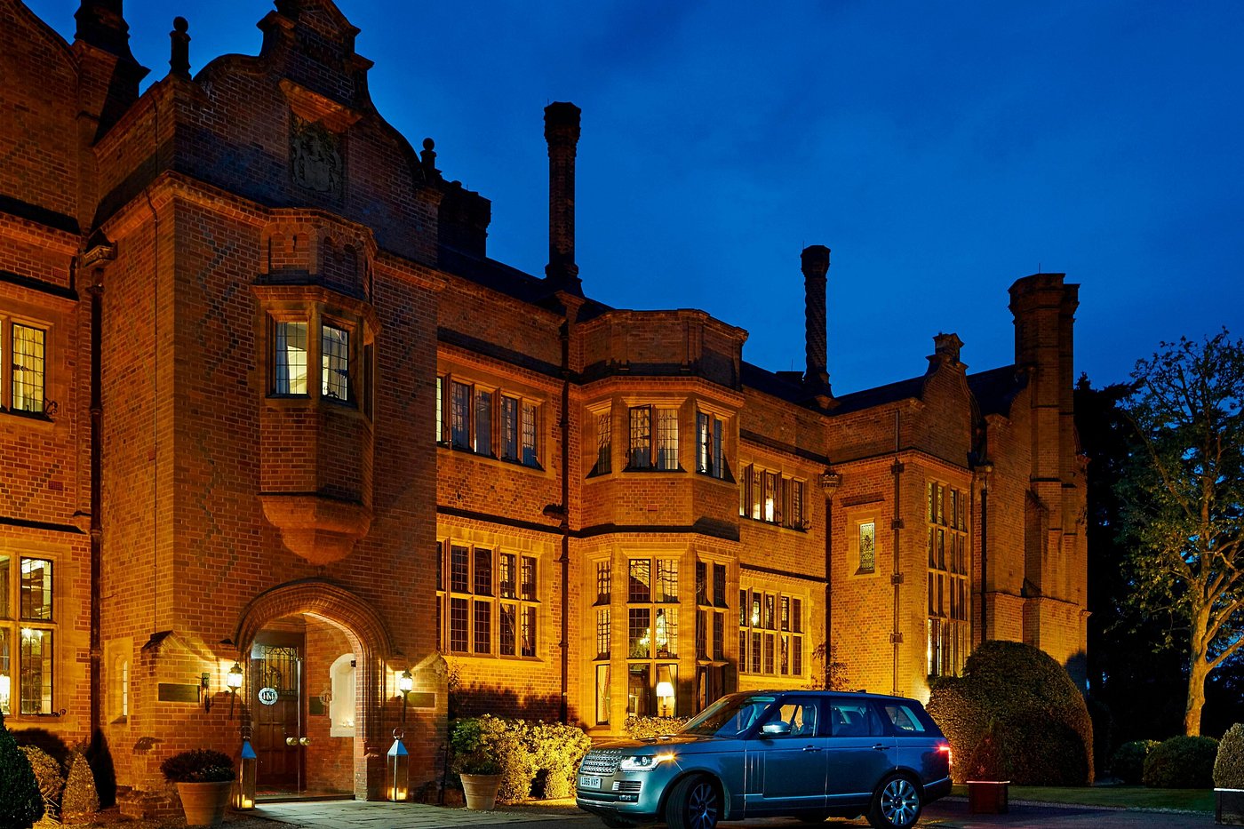 Hanbury Manor Marriott Hotel & Country Club luxury estate in Hertfordshire