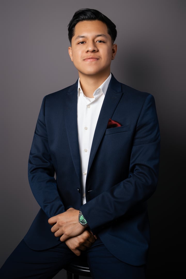 Julian Viga - Real Estate Professional