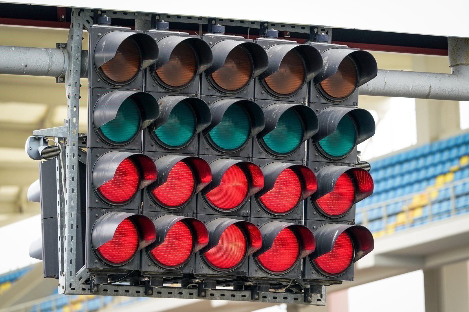 Start Lights in a Racing Circuit