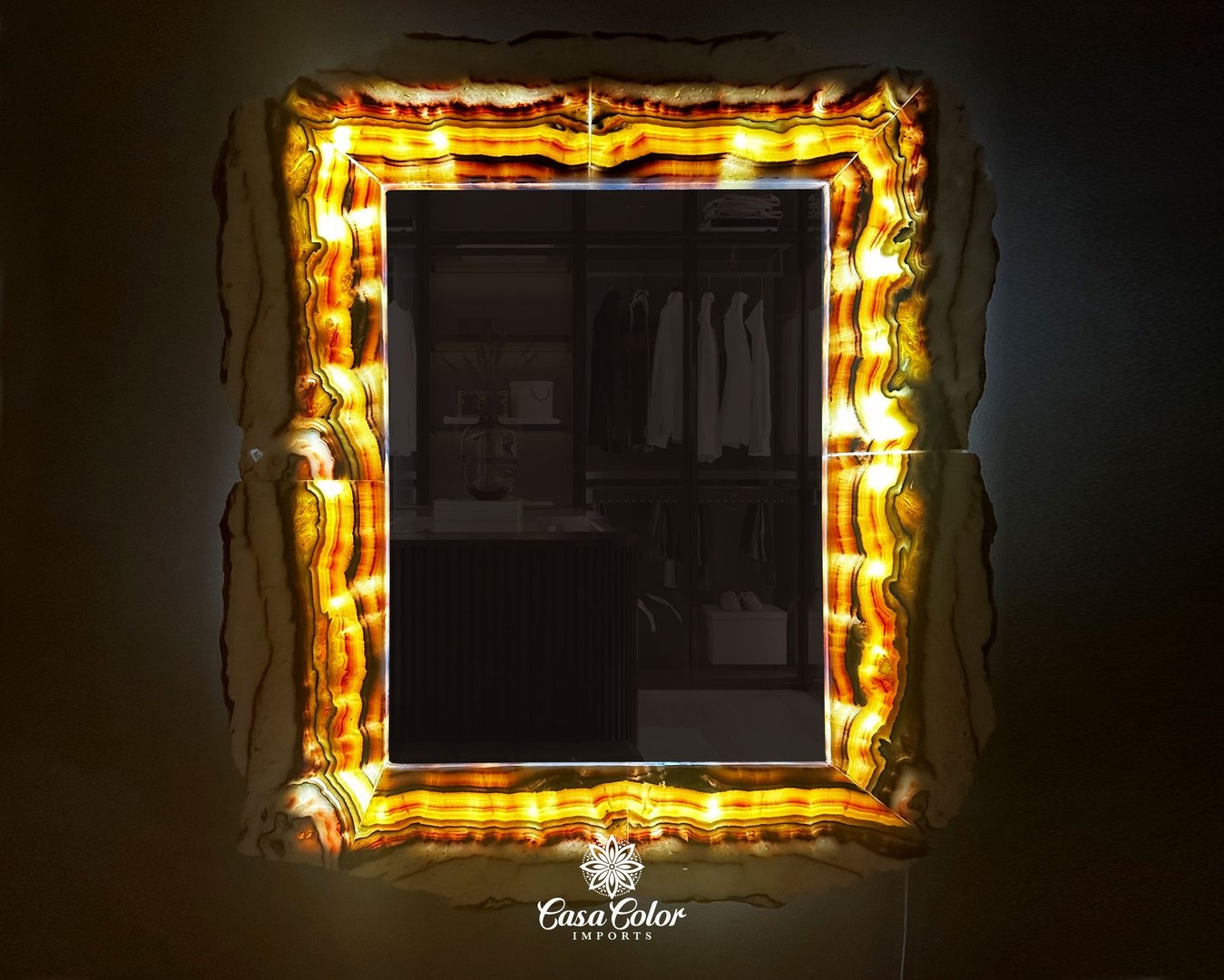 Iconic Onyx Circular Mirror Centerpiece