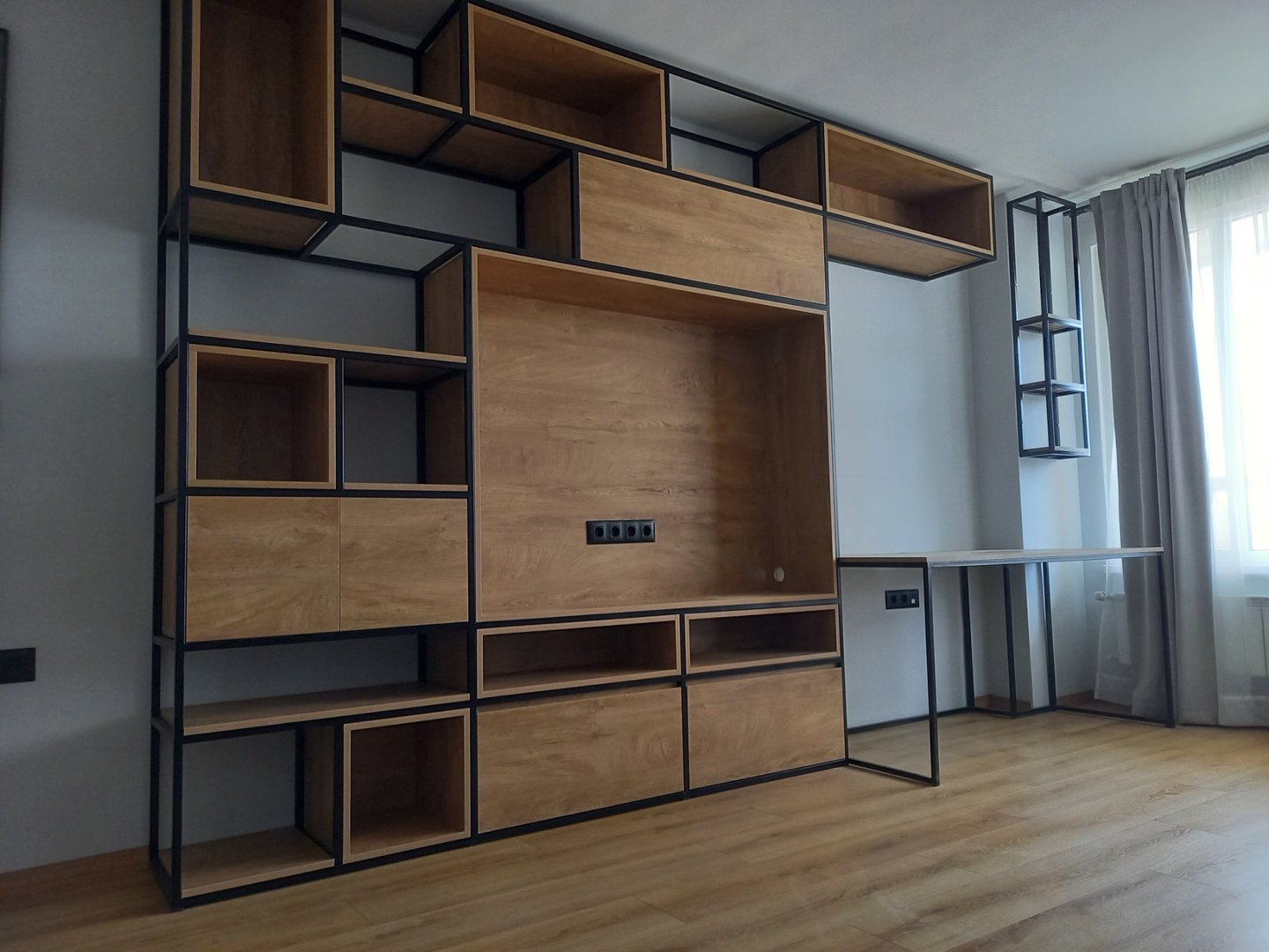 Холно обзавеждане