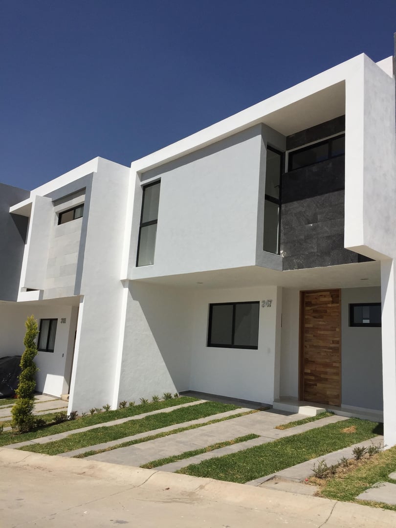 Carrara 247