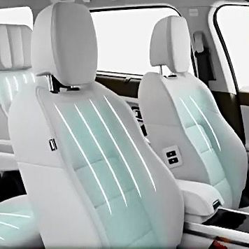 Ventilated front seats with cooling air circulation system for driver and passenger comfort