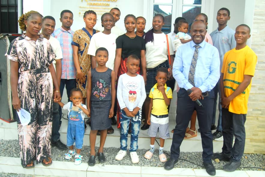 Family support and community outreach program