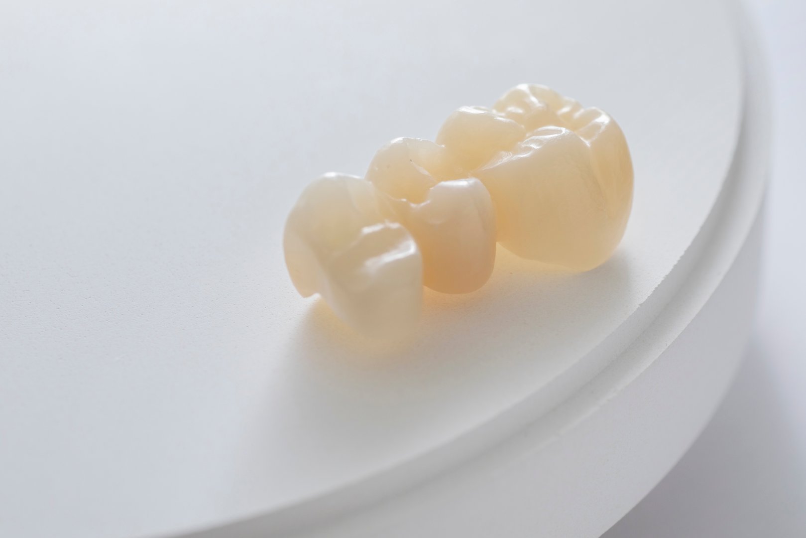 Zirconia and dentures