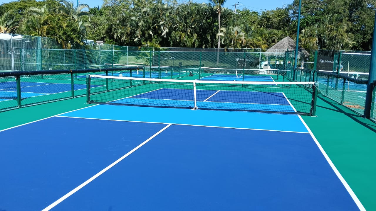 Raquet Club Punta Mita - Canchas de Raquet Vista 1