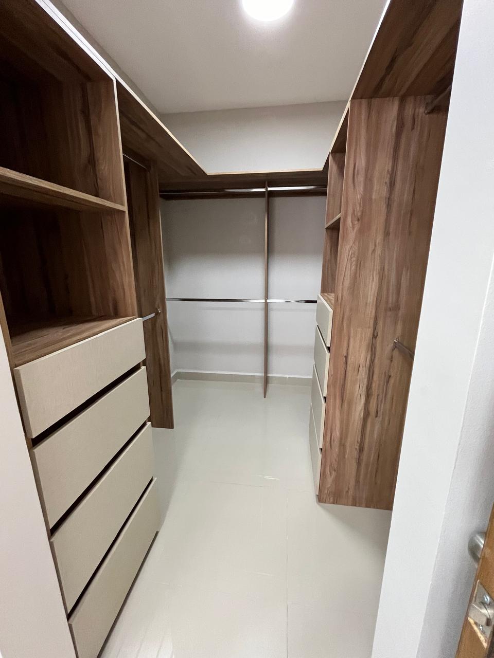 Walk-in closet
