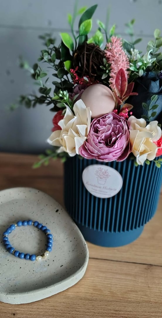 Flower Box w doniczce z bransoletką