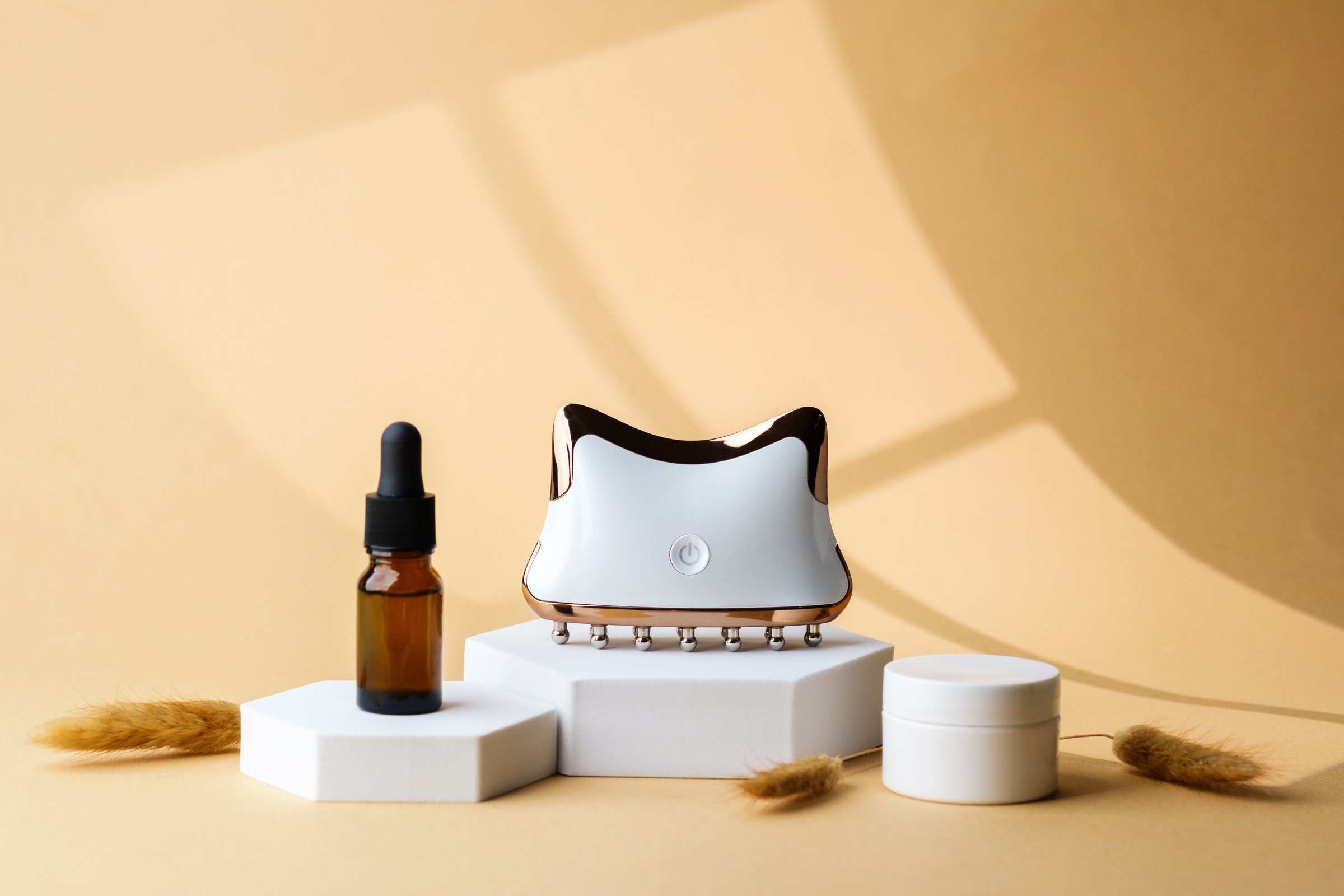 Luxury skincare products with electronic device