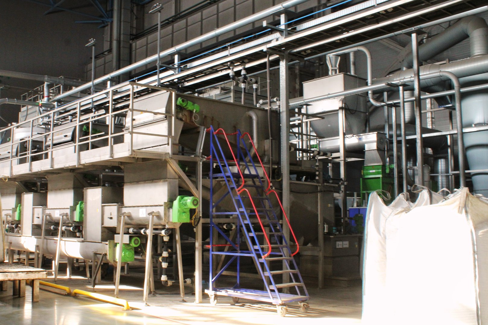 Industrial production process plastic recycling line
