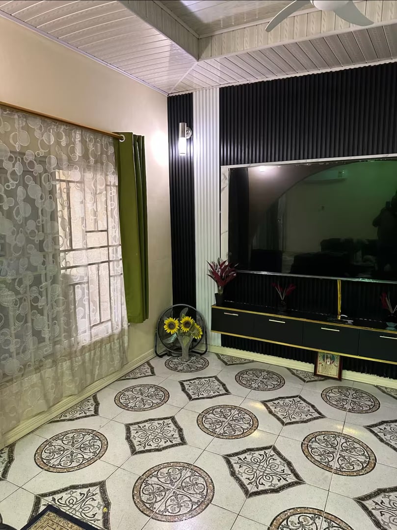 JT Executive Home interior