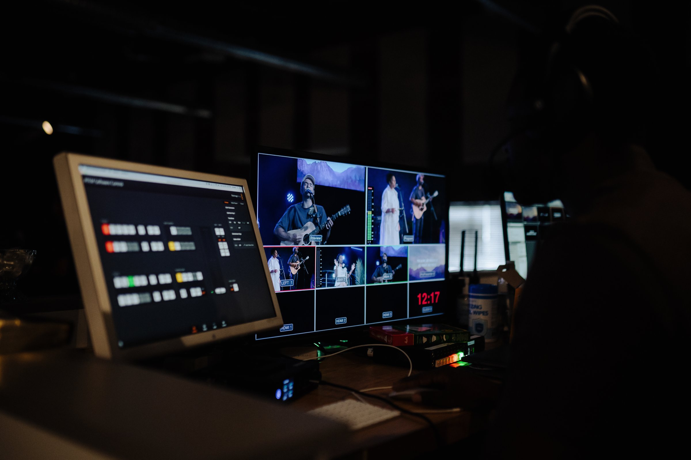 Cleveland, OH, USA - 05.15.2022: Live Streaming broadcast in the Protestant church I Cleveland. The operator behind the camera is broadcasting live. Online video in social networks from your phone. Video conference.