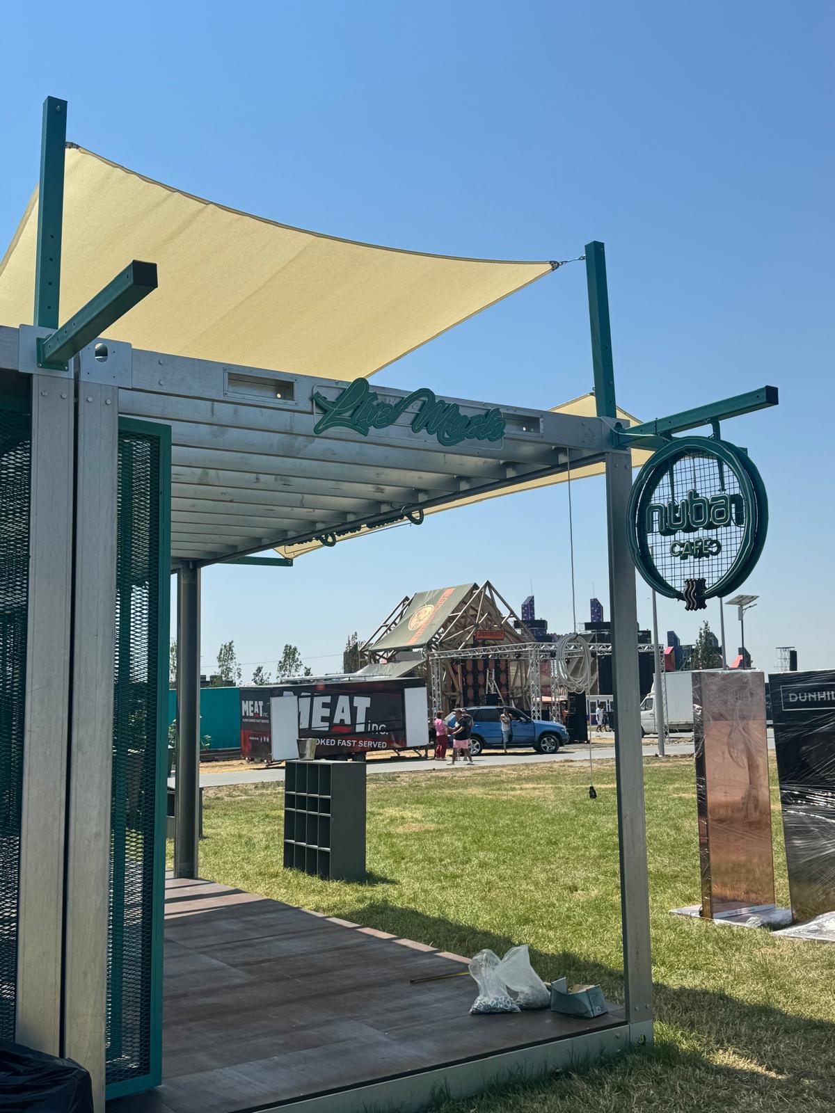 Spațiu Nuba Cafe Beach Please