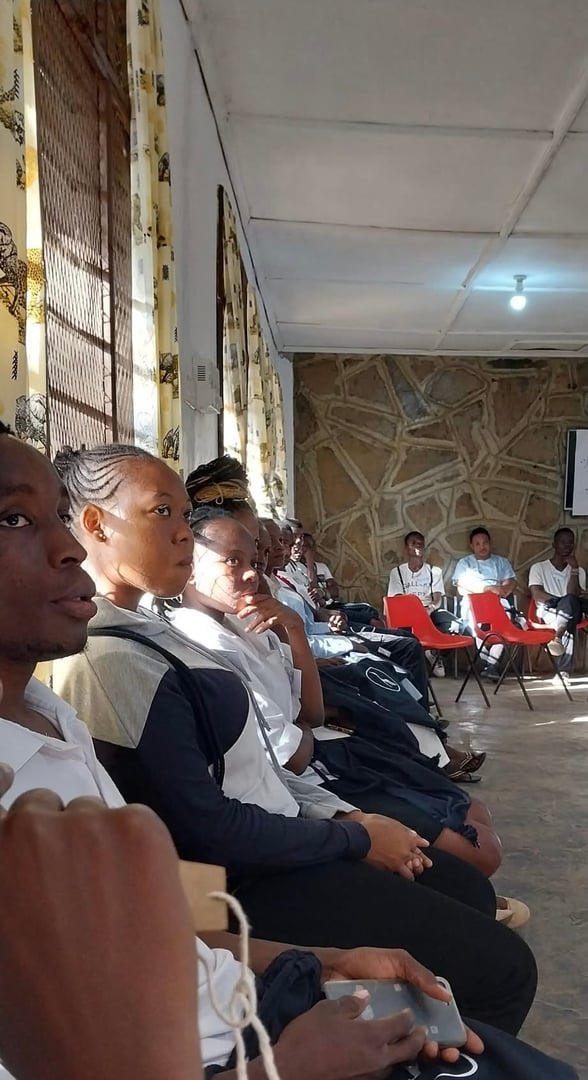 Volunteer partnership activities at St. Joseph House of Hope