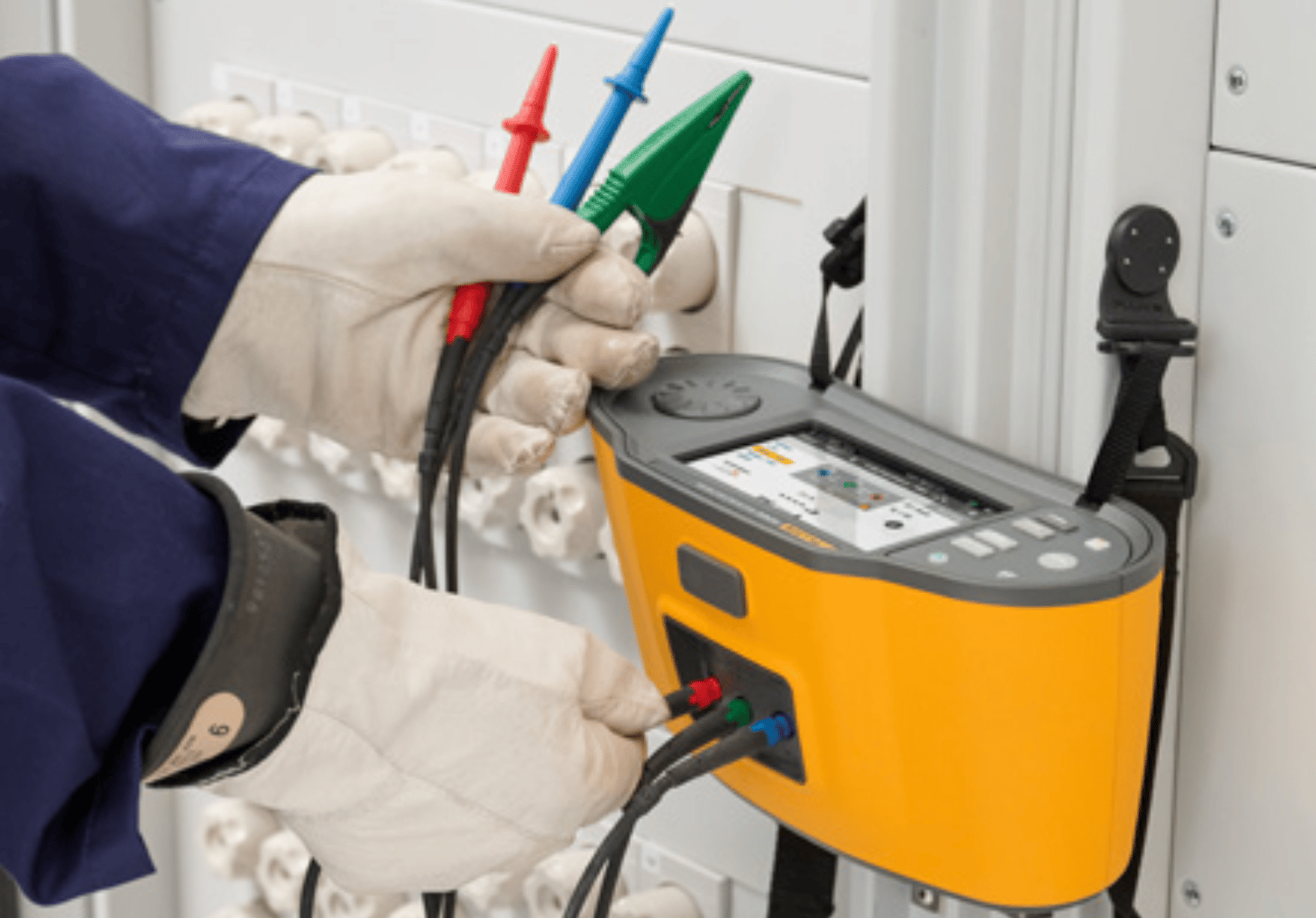 Geeichte Messgeräte für elektrische Prüfungen