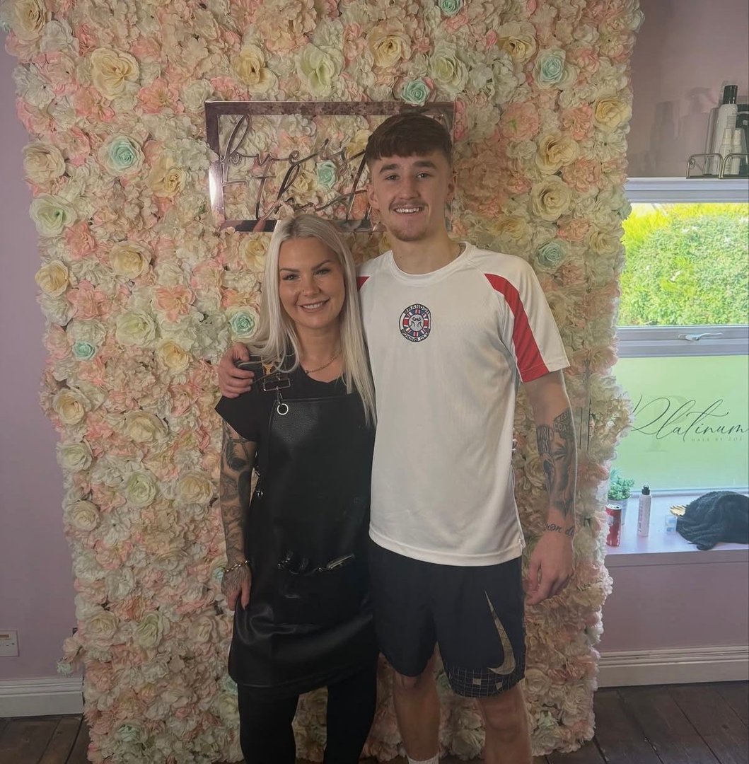 Platinum Hair by Zoe