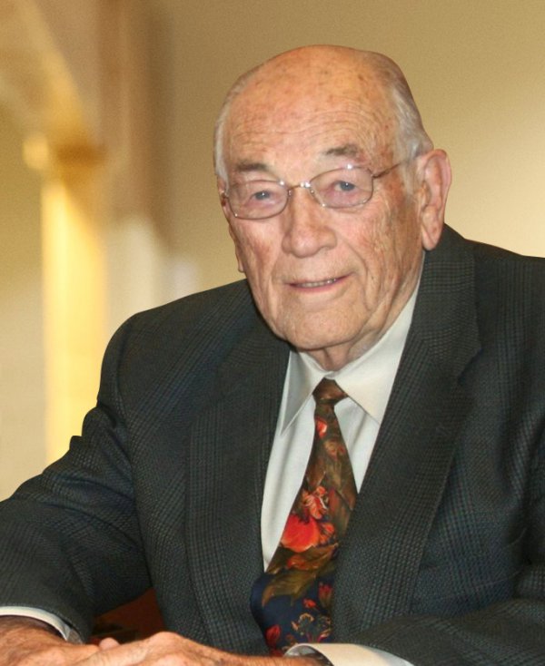 Gordon Swift, PE - Engineer Emeritus