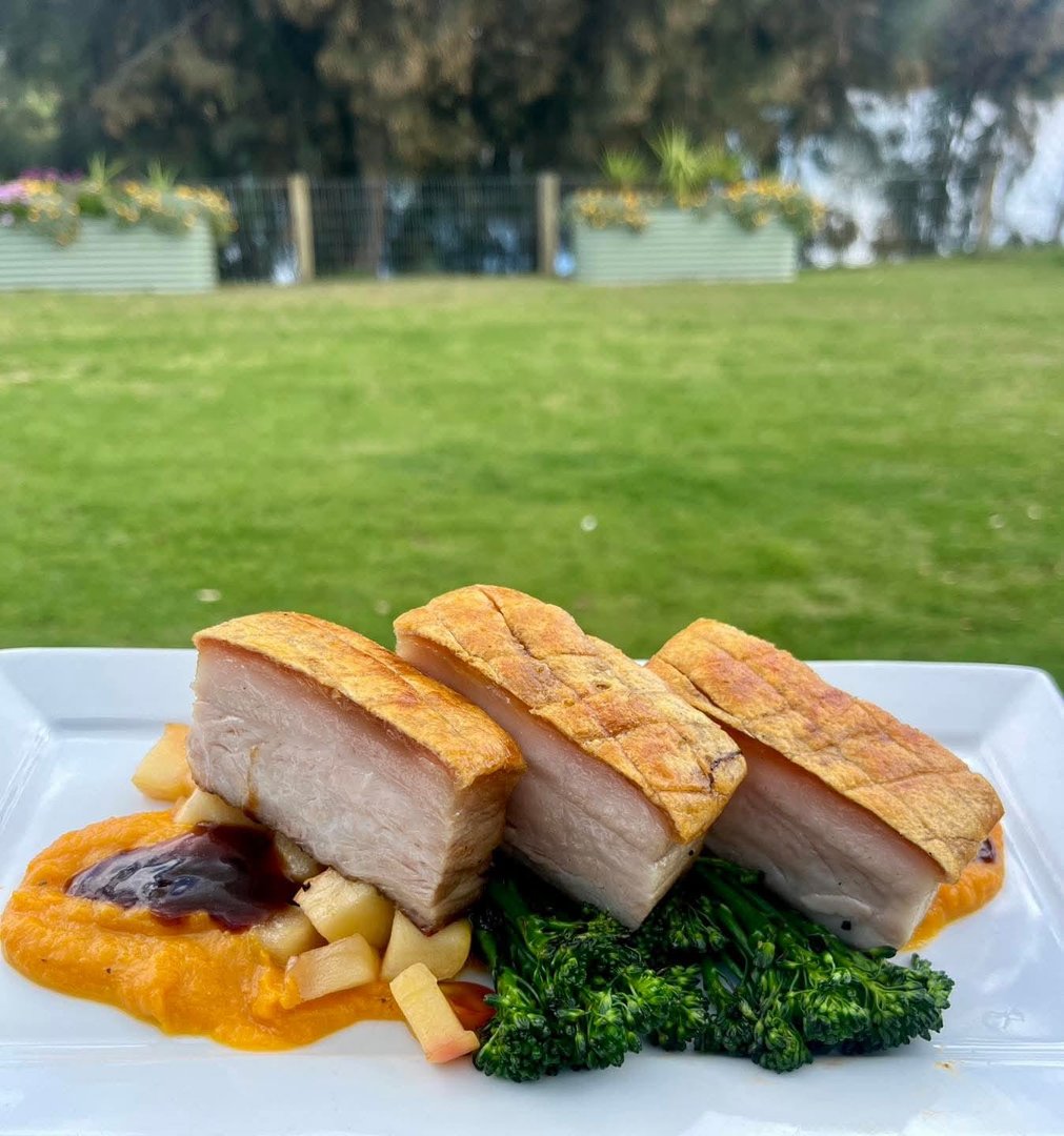 Ponds Bistro outdoor area