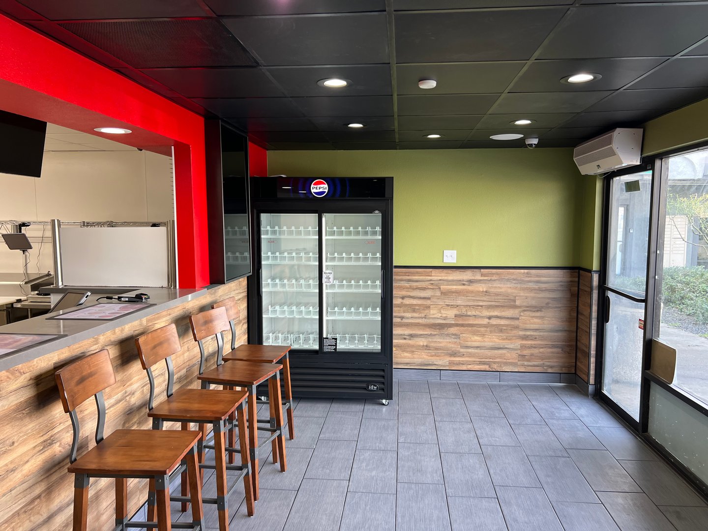 Pizza Shop Redesign - Image 9