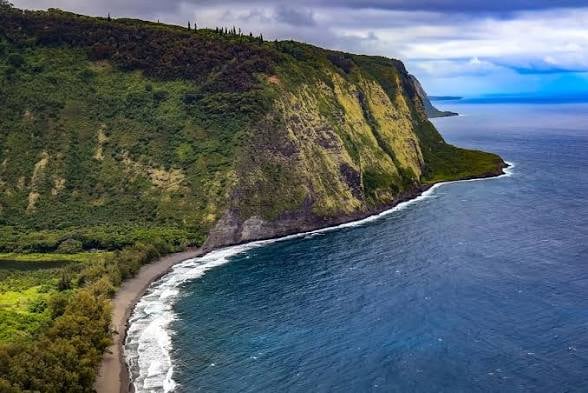 Adventure and nature experiences in Hawaii