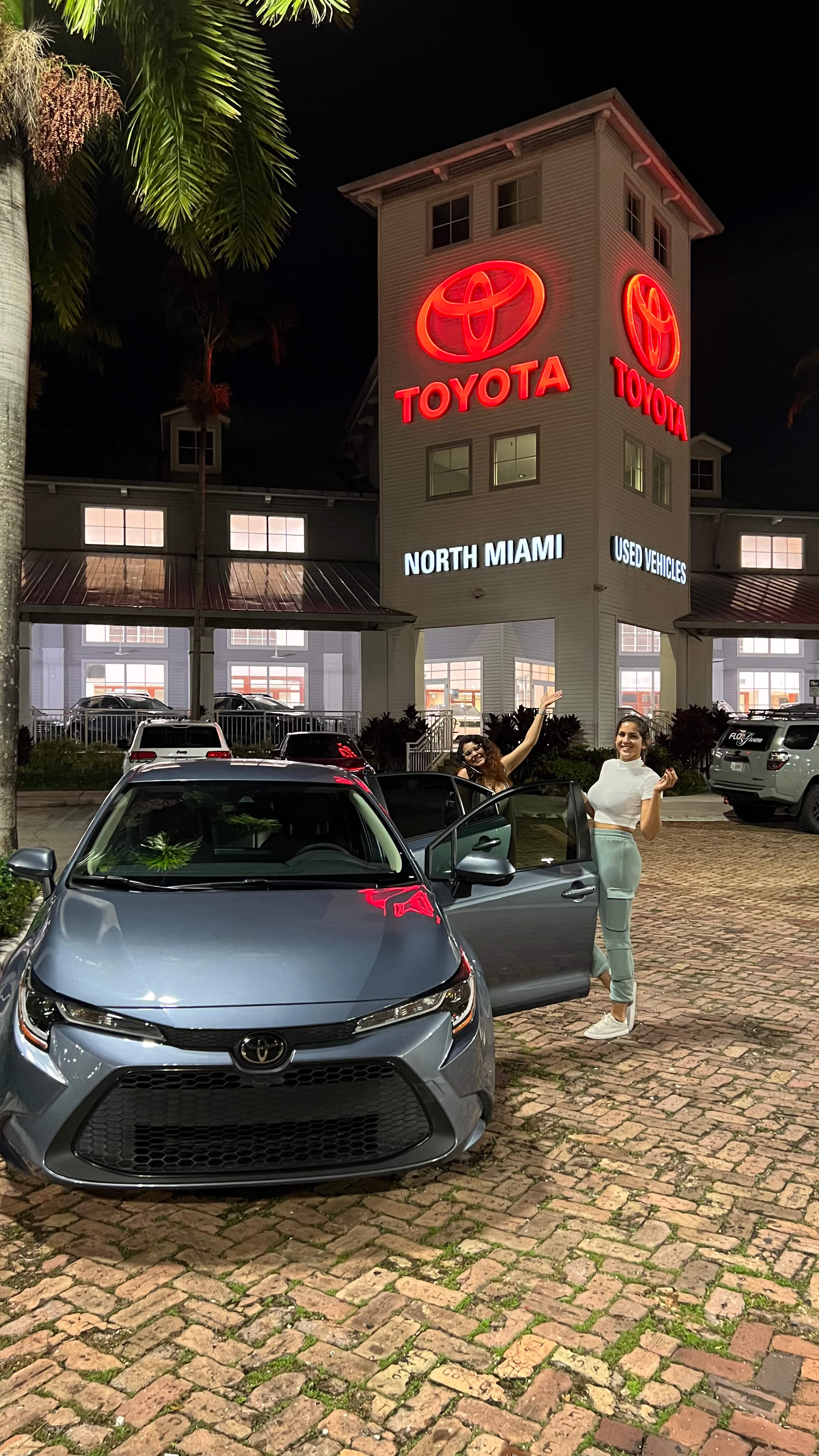 Momento especial con cliente y su nueva inversión